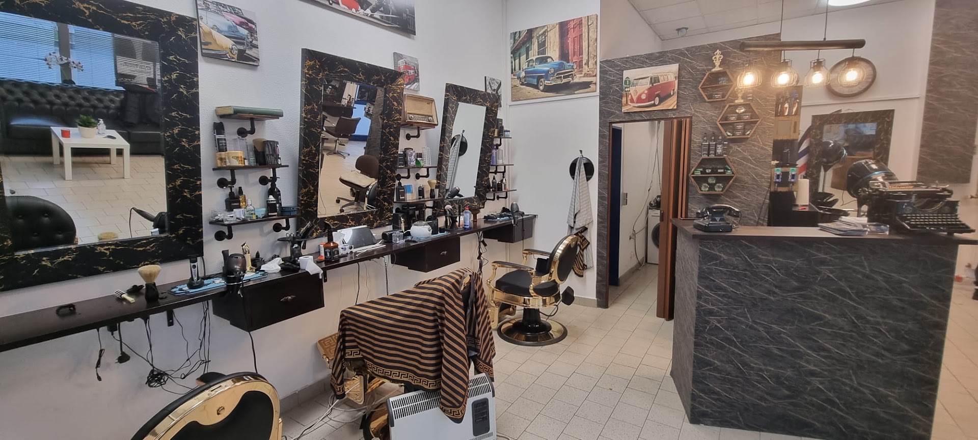 CASANOVA FRISEUR & BARBERSHOP